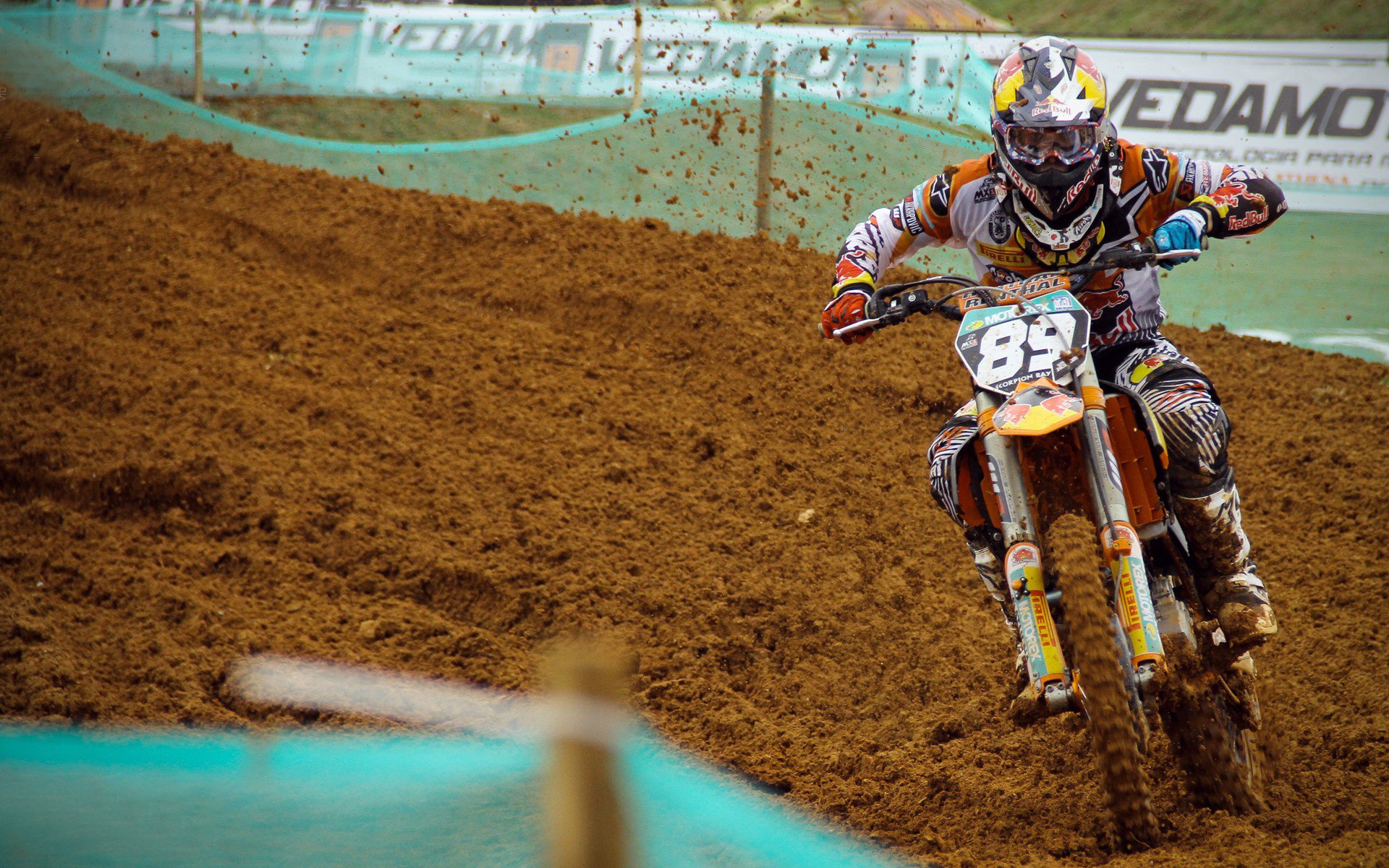 鹈鹕展翅翱翔，拉文惊艳四座，一场颠覆预期的完胜